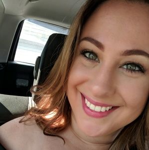 Meet your Posher, Linda